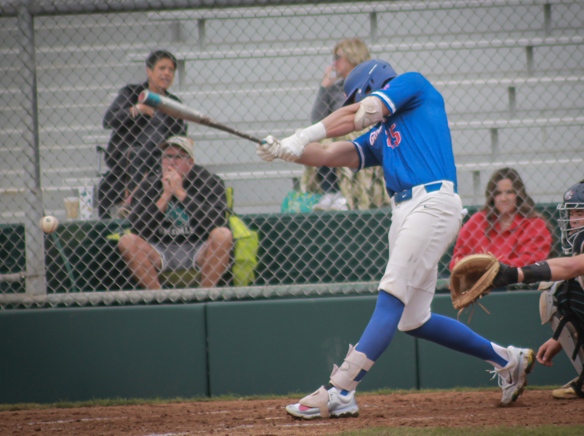 Los Al baseball team losses pitcher’s duel in Loara Tournament