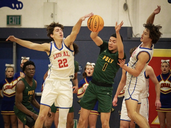 Los Alamitos holds off LB Poly in playoff basketball thriller